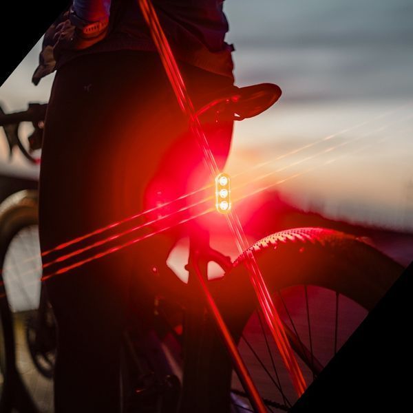 Заднє світло Ravemen TR400 (400 lm, 2000 mAh) з датчиком руху 6970232532225 фото