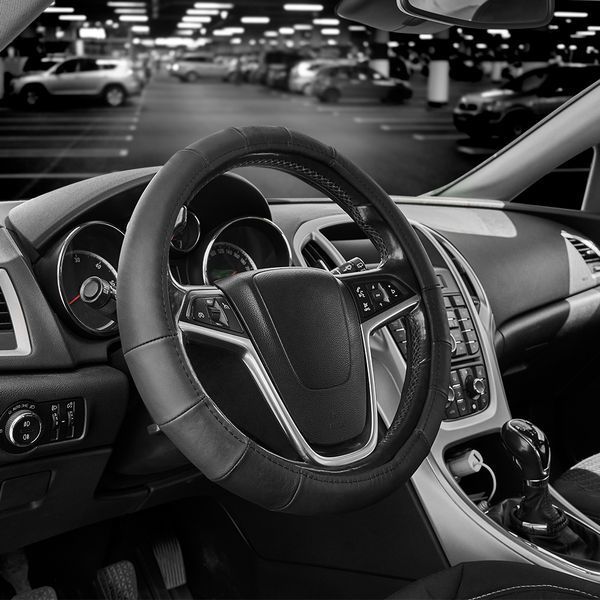 Чехол на руль Carlife 37-39 см, кожа, черный SW240M SW240M фото