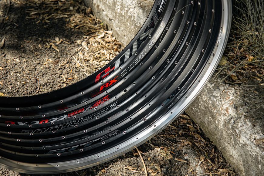 Обід Remerx S-DISC RX 5025, 28'', 622x25, 32 отв., FV, чорний анодований, E-Bike, безкамерний VLPR-62270902030101000001 фото