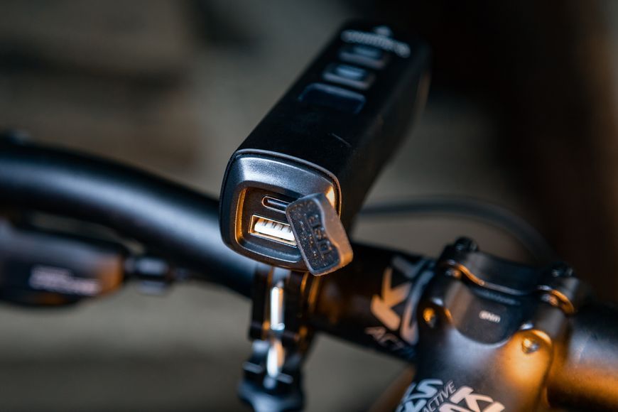 Велосипедна фара ONRIDE Swift (1500 lm, 4800 mAh, Type-C), Power Bank, інд. заряду, алюмінієва VLPR-6936116101998 фото