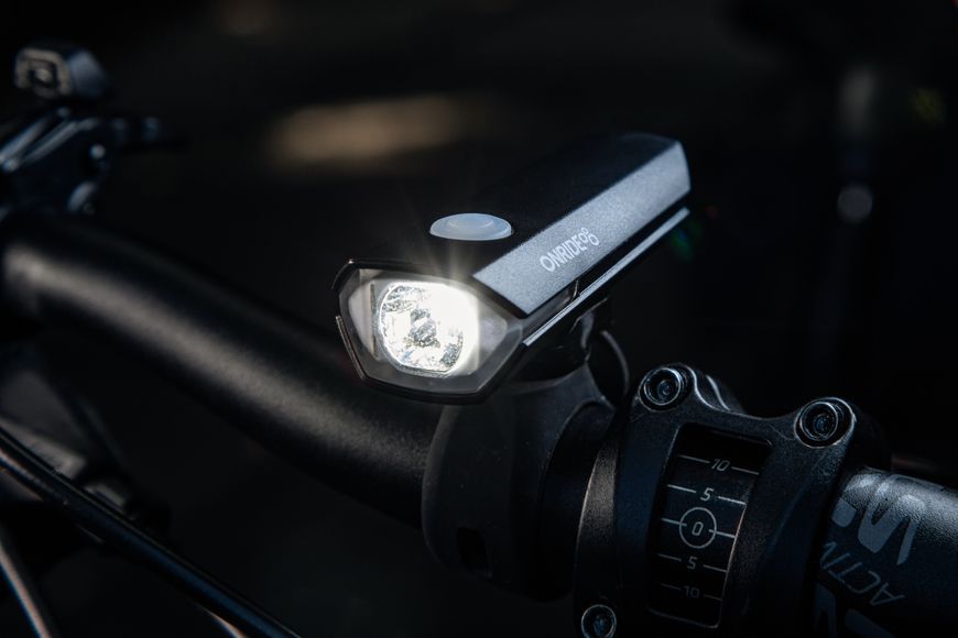 Велосипедна фара ONRIDE Rock 200 (200 lm, 900 mAh, Type-C), пластикова VLPR-6936116101800 фото